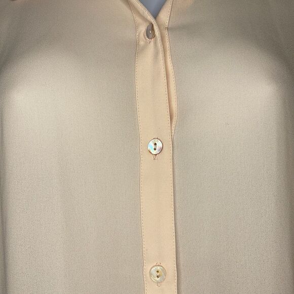 Foreverâ21âCream LaceâButtonâDownâBlouse - Picture 5 of 10